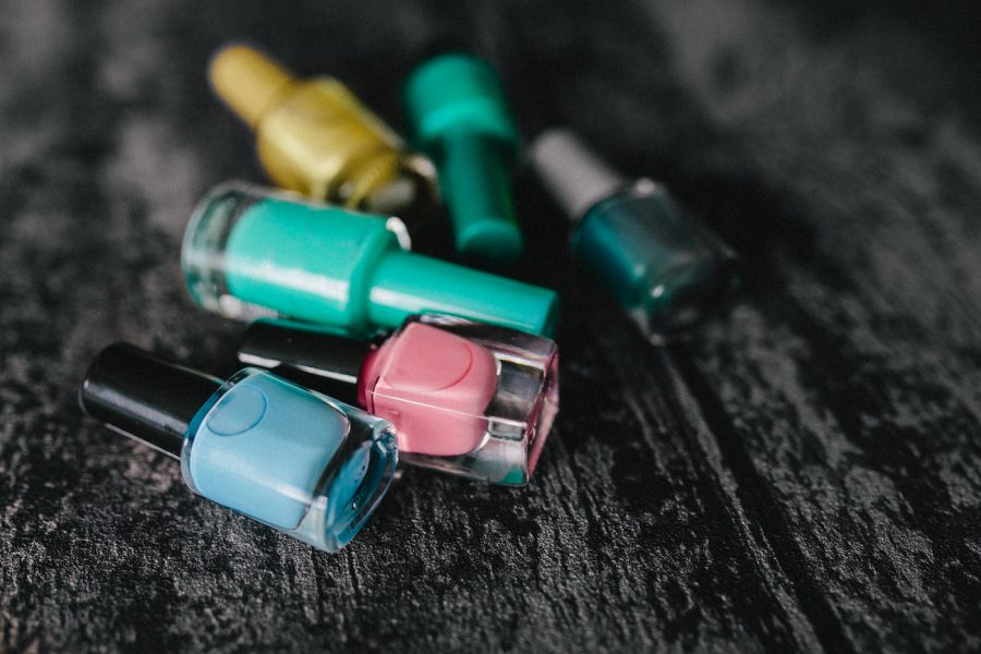 kaboompics.com_Nail polishes